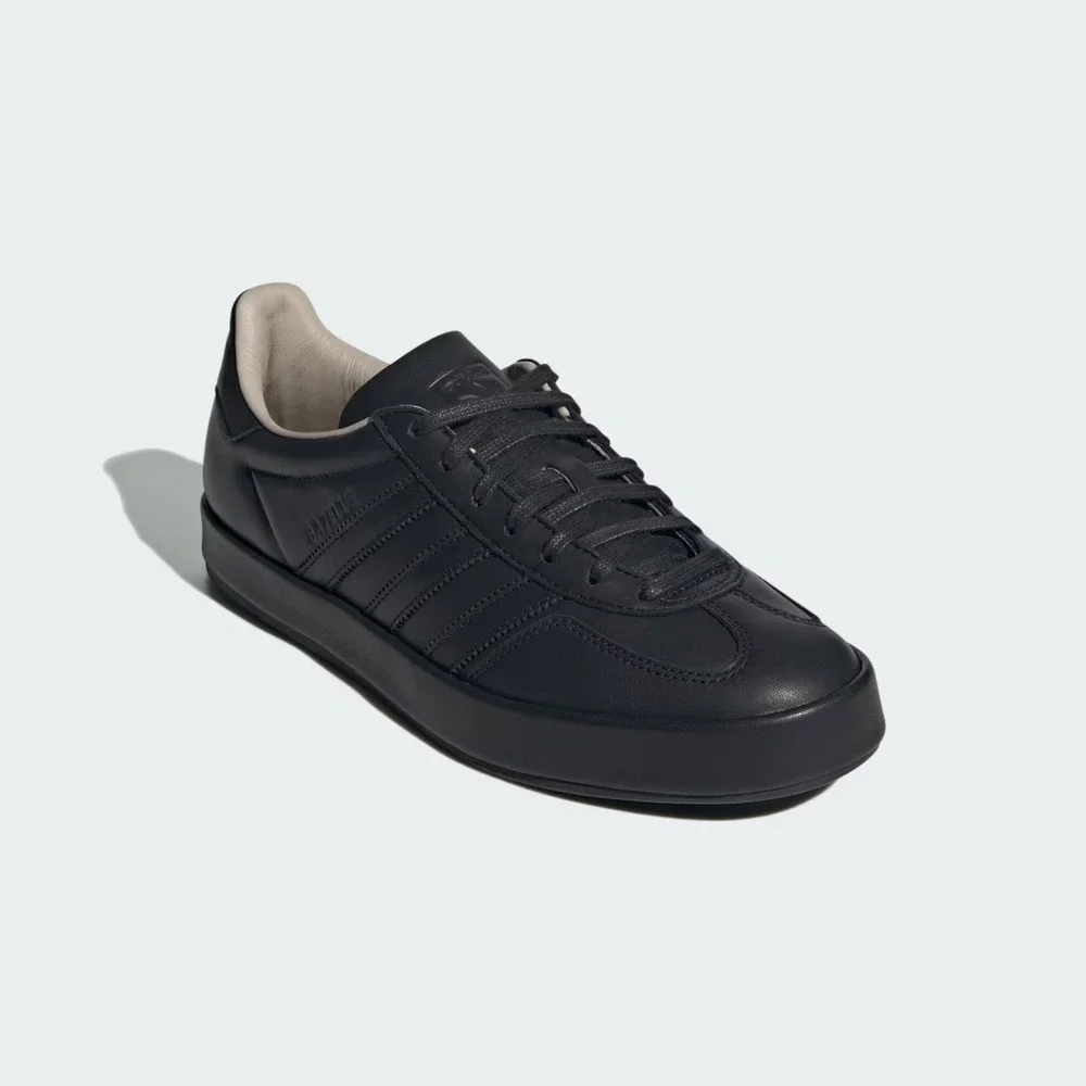 10.5M‎ - [NEW] Men's adidas Gazelle Indoor Shoes 'Black' JH5415